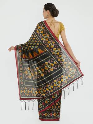 Black printed bhagalpuri silk saree with blouse 3