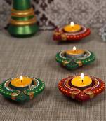 Aapno Rajasthan Red & Green Teracotta Traditional Design Diyas For Diwali - Set Of 4