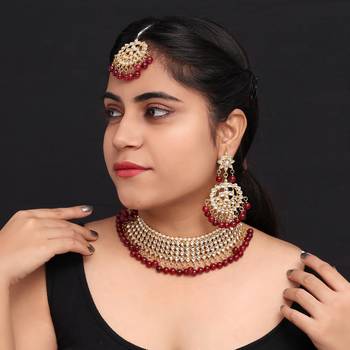 Maroon necklaces 1