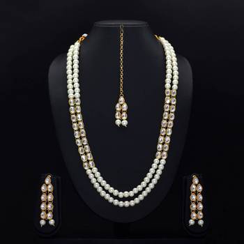 White necklaces 1