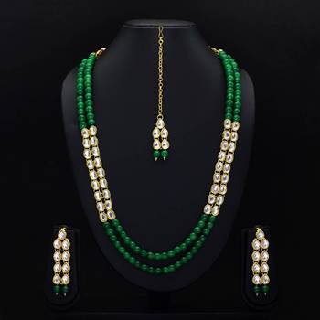 Green necklaces 1