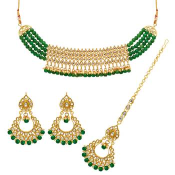 Green necklaces 1