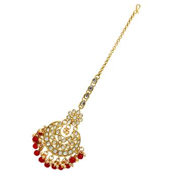 Red necklaces 3