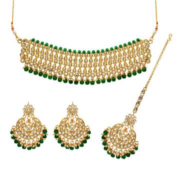Green necklaces 1