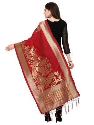 Red Banarasi silk blend Zari Woven Dupatta 2