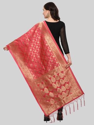 Light Red Banarasi silk blend Zari Woven Dupatta 2