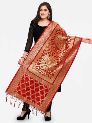 Red Banarasi silk blend Zari Woven Dupatta 1