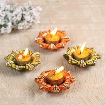 Aapno Rajasthan Floral Shape Wax Filled Diya Candles (Set Of 4) 1