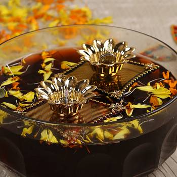 Aapno Rajasthan Stunning Gold Green Floating Candle 2