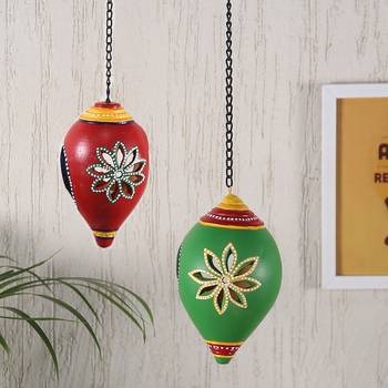Aapno Rajasthan Green  And  Red Wall Hanging Holder 1