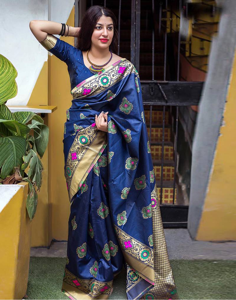 Navy blue woven banarasi art silk saree with blouse DesiButik 2739161