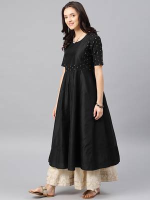 Black Printed Chanderi Stitched Kurti 4