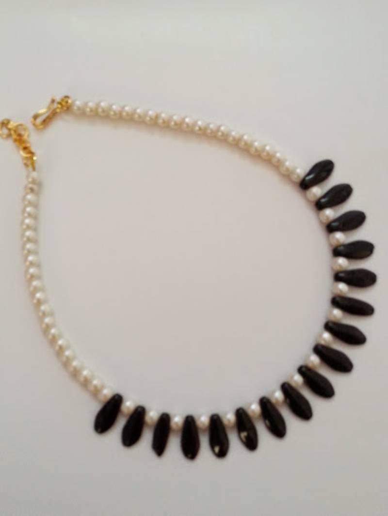 Cute Black & White Necklace Set