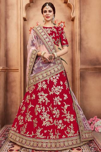 Mesmerizing Red Gold Dori, Matte Sequins Embroidered Bangalory Silk Semi Stitched wedding lehenga