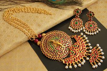 Beautiful Handmade Kemp Green Temple Peacock Designer Pendant Long Necklace Set  2