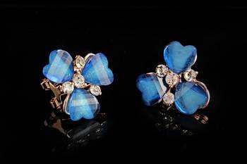 Blue crystal studs 1