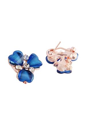 Blue crystal studs 3