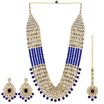 Blue necklaces 1