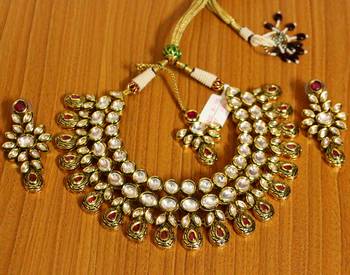 Red Ruby       Necklace-Sets 1