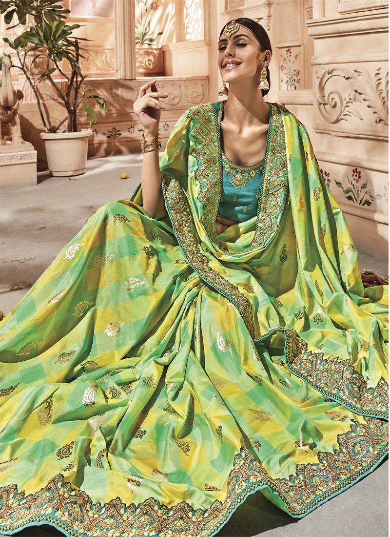 Light green embroidered silk blend saree with blouse Monjolika 2747355