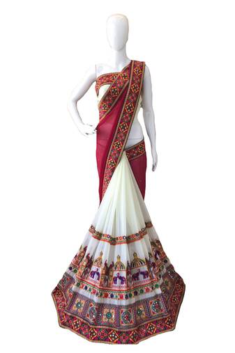 Red Embroidered Georgette Saree With Blouse