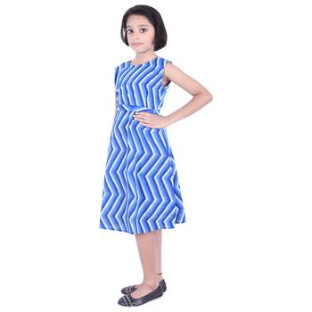 Blue printed cotton kids frocks 4
