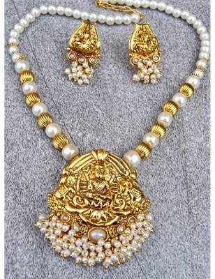 Bunched Pearl Laxmi South Indian Necklace Set 1