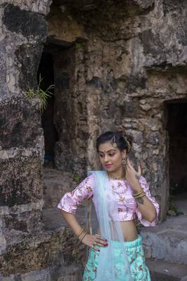 Aqua-blue embroidered silk semi stitched lehenga with dupatta 2