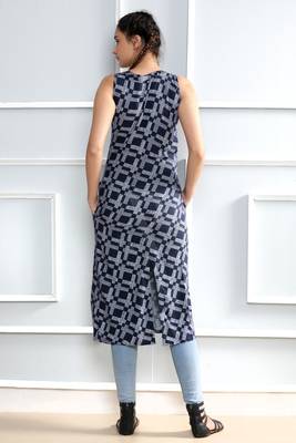 Blue printed cotton stitched kurti 3