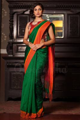 Green Hand Woven Cotton Saree With Blouse 1