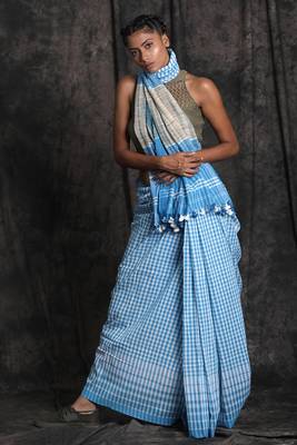 Blue Hand Woven Cotton Saree With Blouse 1