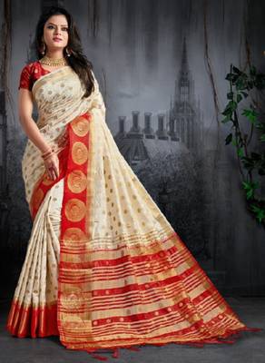 White printed kanchipuram silk saree with blouse 1