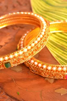 Designer Golden Pretty Semi-Precious Stone Bangle Set