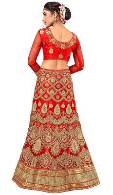 Red embroidered net semi stitched lehenga with dupatta 3