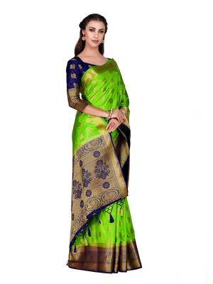 Green woven art silk saree with blouse 4