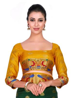 Green Woven Art Silk Saree With Blouse 6