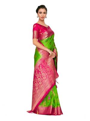 Green Woven Art Silk Saree With Blouse 4