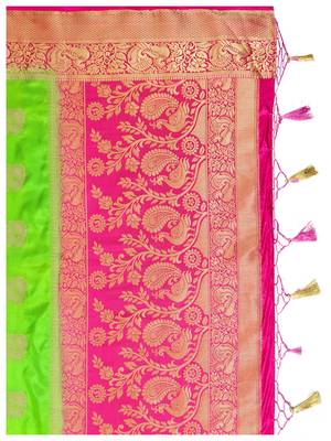 Green Woven Art Silk Saree With Blouse 8