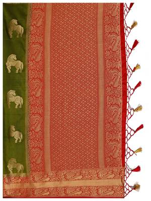 Green Woven Art Silk Saree With Blouse 8