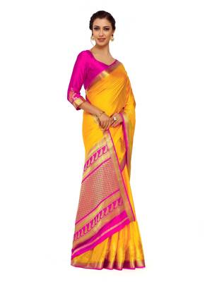 Gold Woven Crepe Saree With Blouse 4