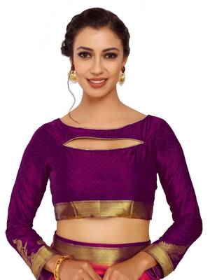 Orange woven crepe saree with blouse 5