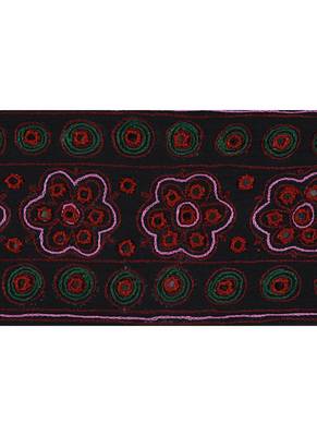 Traditional Handmade Embroidered Design Cotton Door Hanging 56 X 18 Inches 3