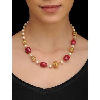 Red Natural Stones And Pearls Necklace 1
