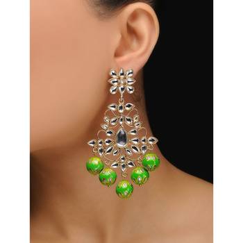 Kundan And Green Meenakari Chandbaali 1