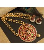 Beautiful Kemp Green Big Pendant Designer Temple Necklace Set 