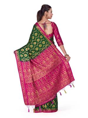 Green Woven Art Silk Saree With Blouse 4
