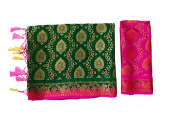 Green Woven Art Silk Saree With Blouse 8