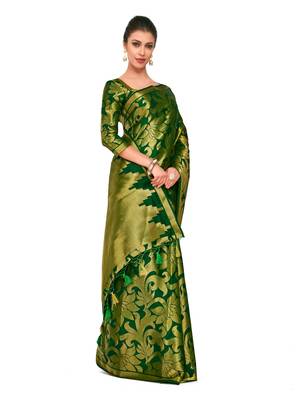 Green woven art silk saree with blouse 3