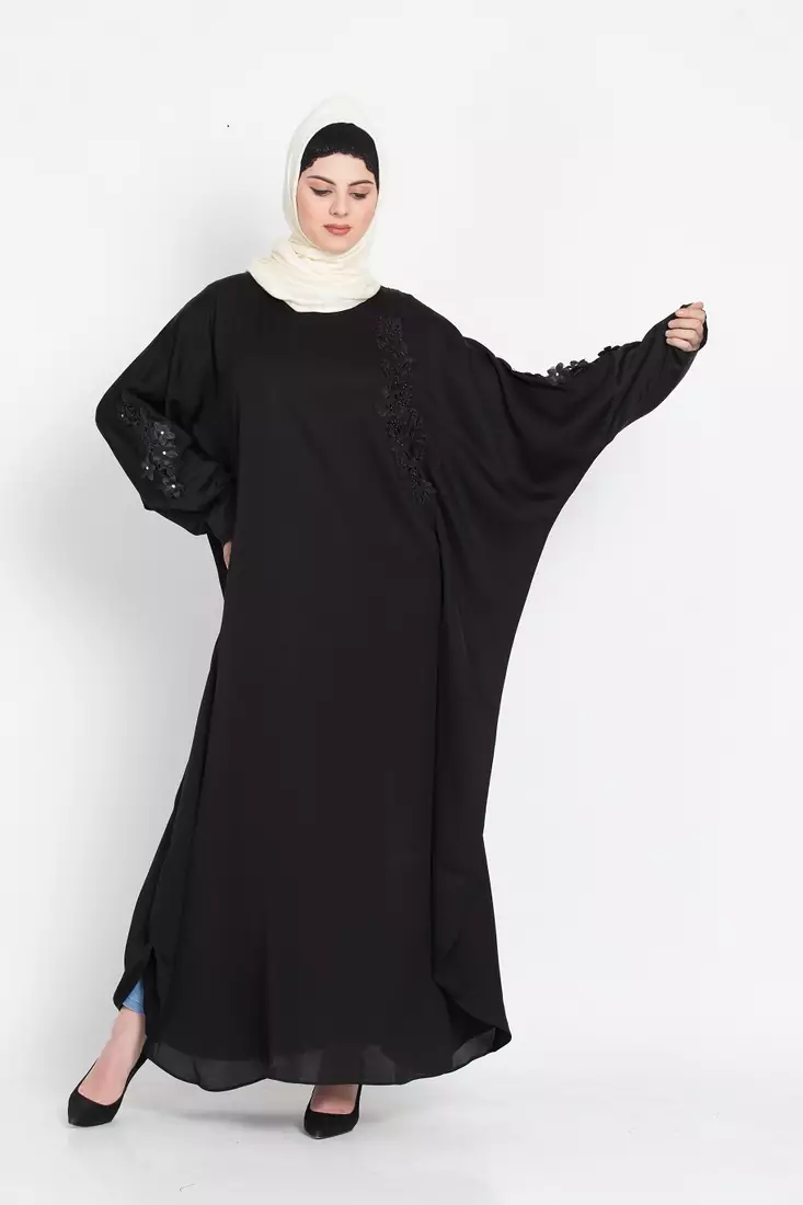 Nazneen Embroidered Patch Butterfly Kaftan