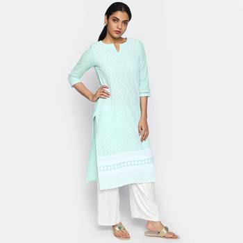 Green cambric kurtas and kurtis 3
